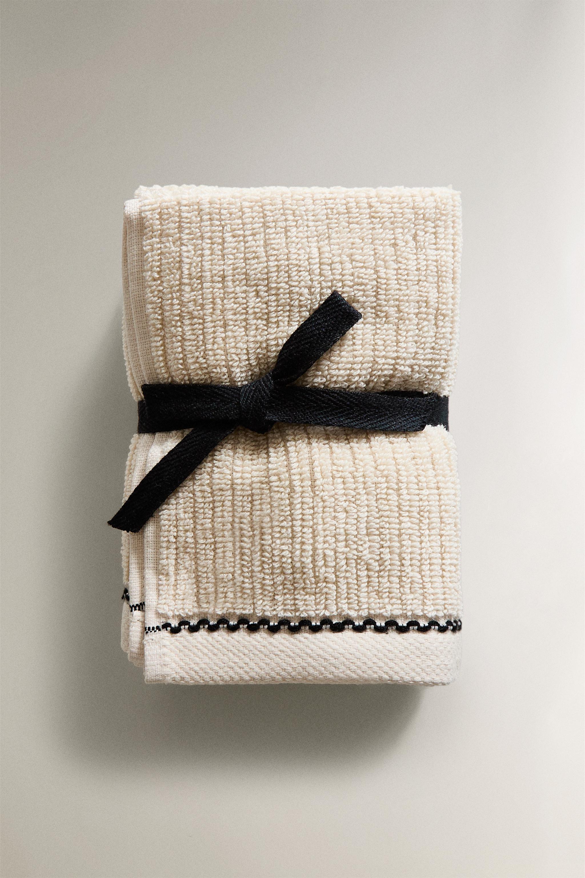 SERVIETTE INVITÉ PIQÛRE (LOT DE 3)